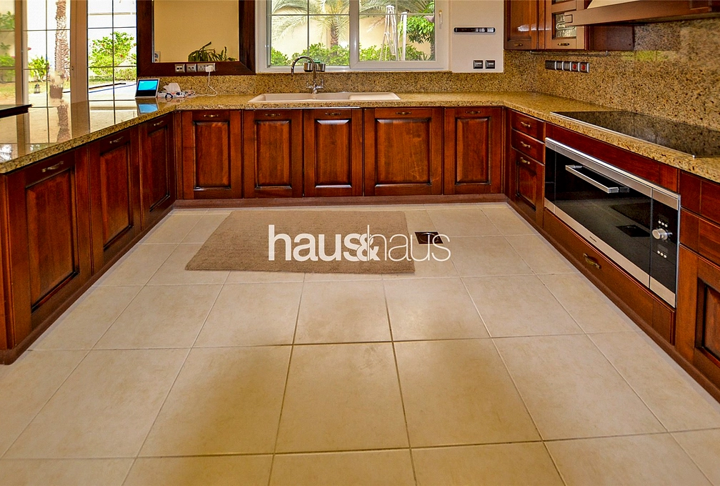 4 bedroom villa to rent - haus & haus