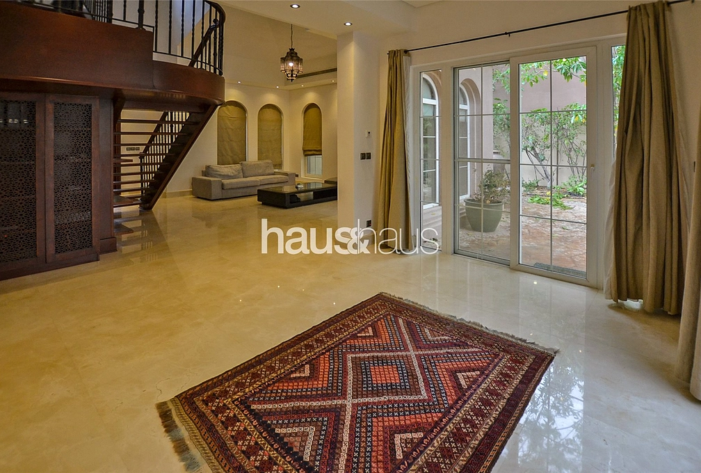 4 bedroom villa to rent - haus & haus