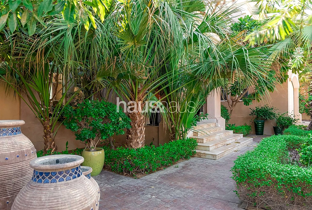 4 bedroom villa to rent - haus & haus