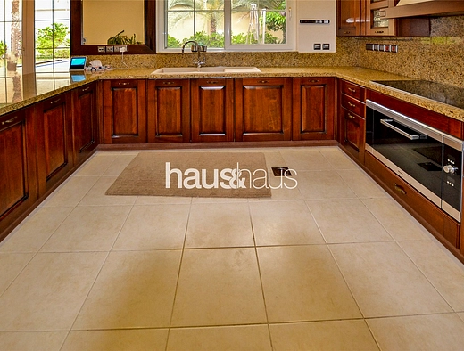 4 bedroom villa to rent - haus & haus