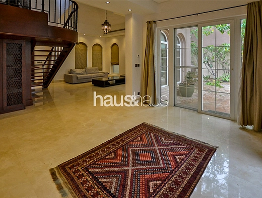 4 bedroom villa to rent - haus & haus