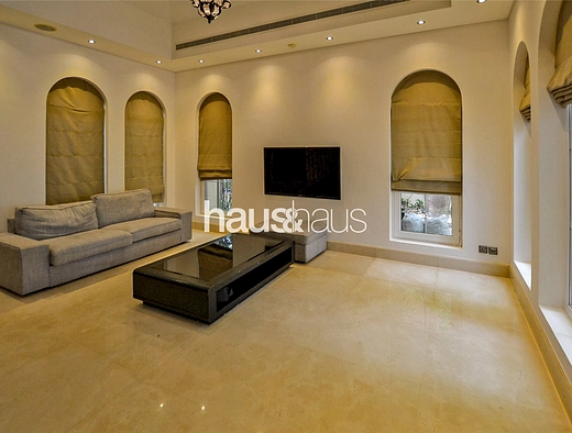 4 bedroom villa to rent - haus & haus