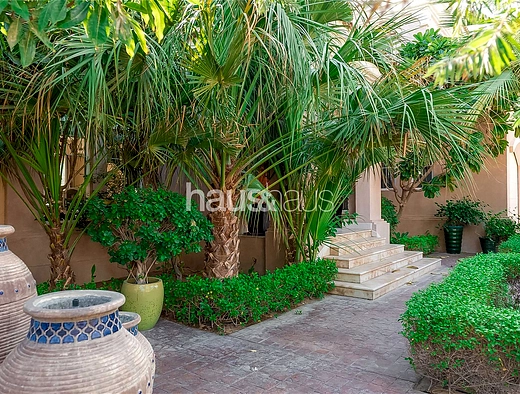 4 bedroom villa to rent - haus & haus