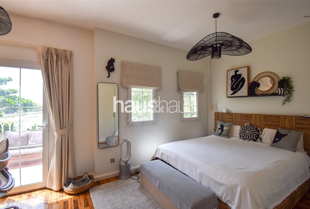 mobile-banner - Haus and Haus
