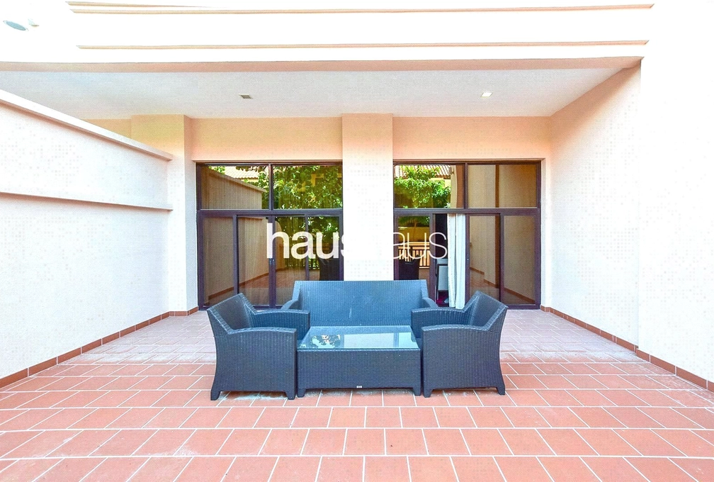mobile-banner - Haus and Haus