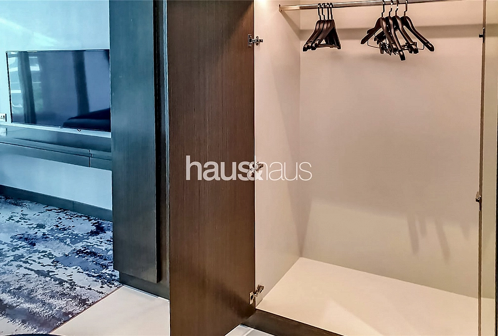 mobile-banner - Haus and Haus