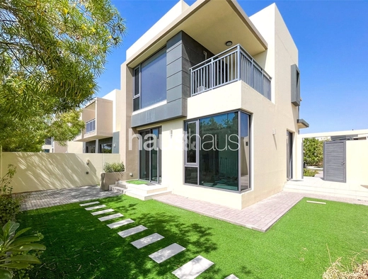 4 bedroom villa for sale - haus & haus