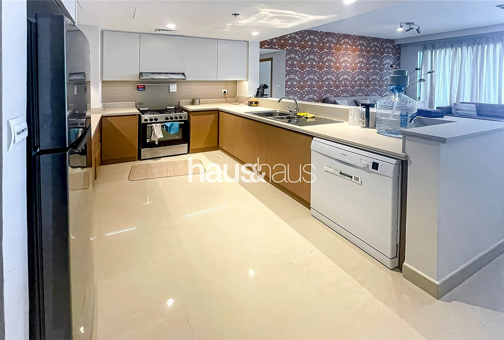 2 bedroom apartment to rent - haus & haus