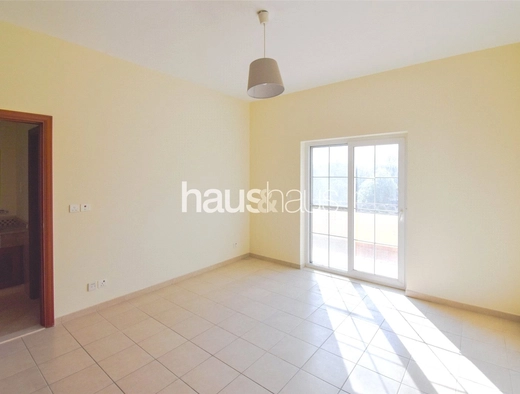 4 bedroom villa for sale - haus & haus