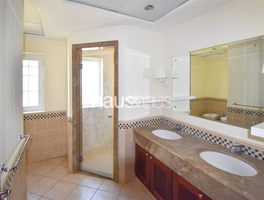 4 bedroom villa for sale - haus & haus