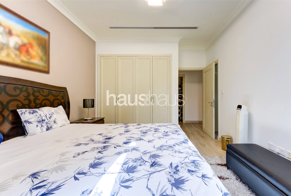 mobile-banner - Haus and Haus