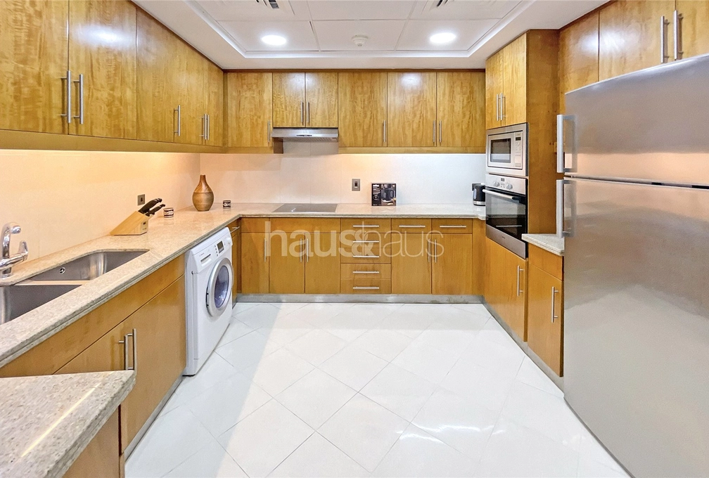 2 bedroom apartment to rent - haus & haus