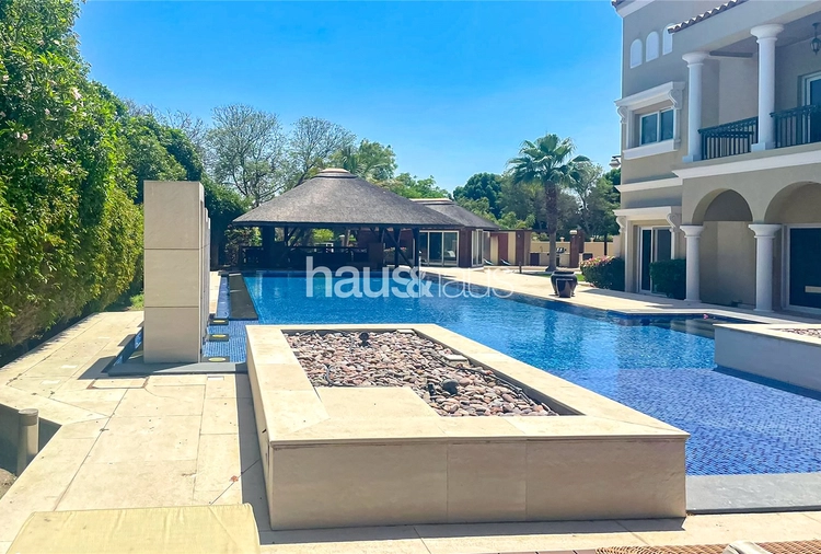 6 bedroom villa for sale - haus & haus