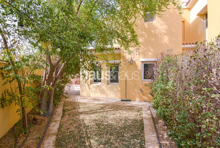 2 bedroom villa for sale - haus & haus