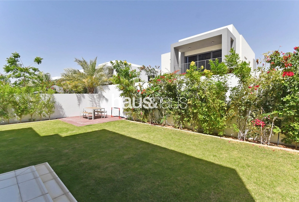 3 bedroom villa to rent - haus & haus