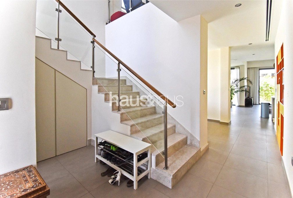 3 bedroom villa to rent - haus & haus