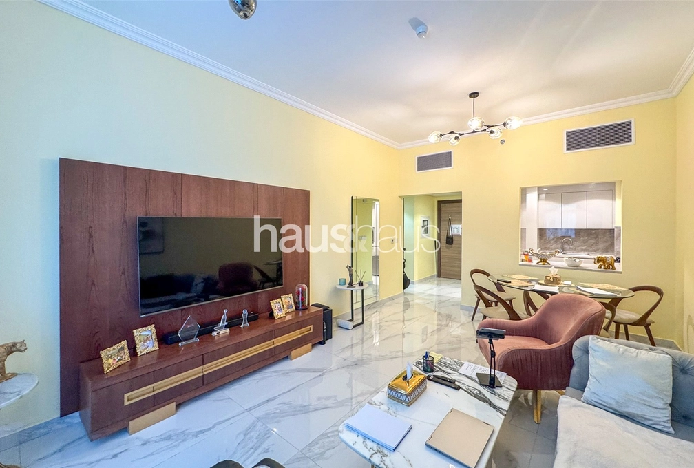 2 bedroom apartment for sale - haus & haus