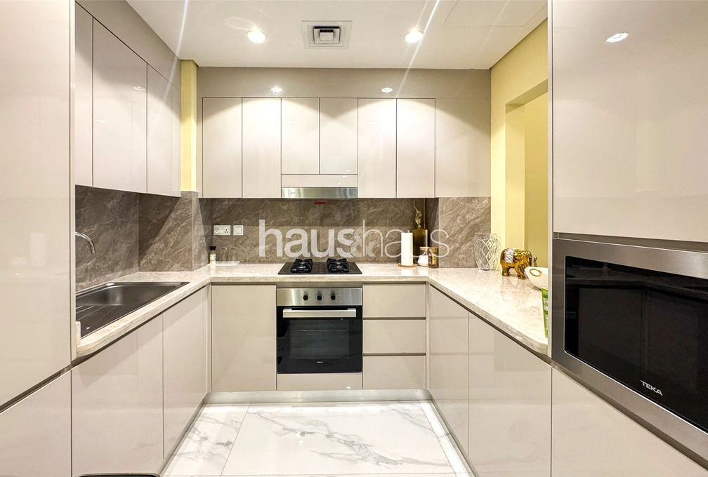 2 bedroom apartment for sale - haus & haus