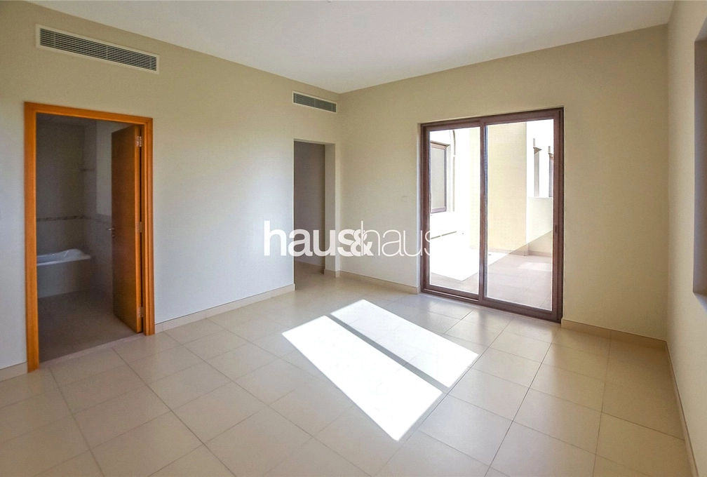 3 bedroom villa for sale - haus & haus