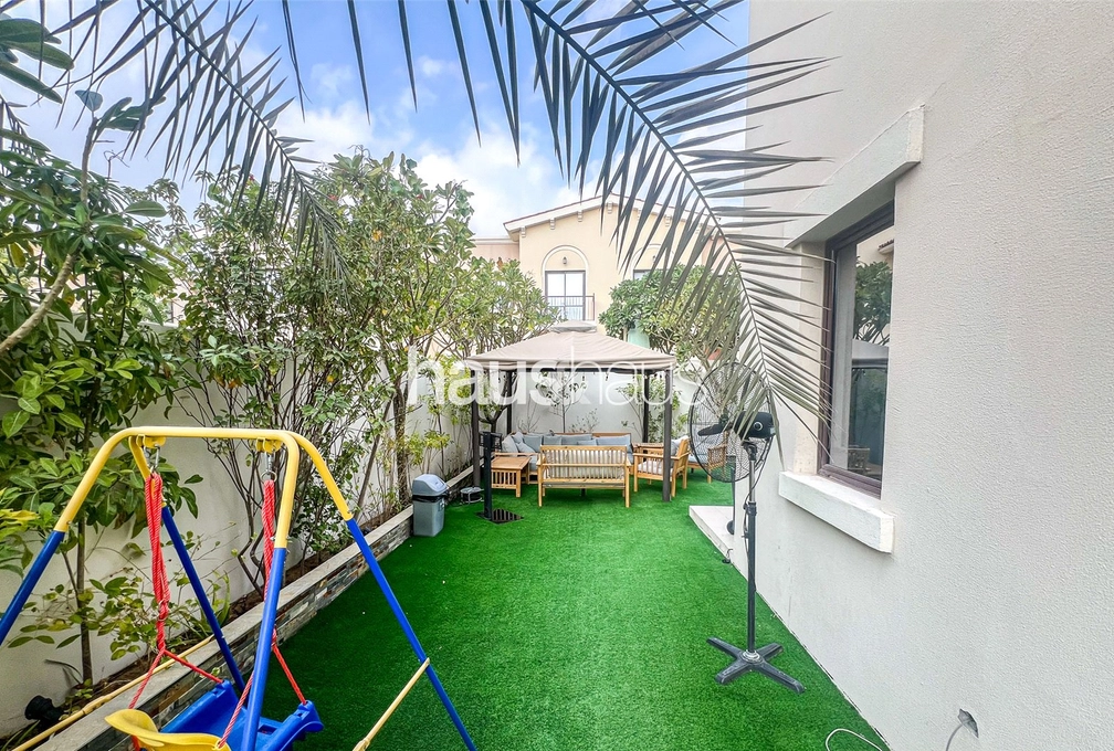 3 bedroom villa for sale - haus & haus