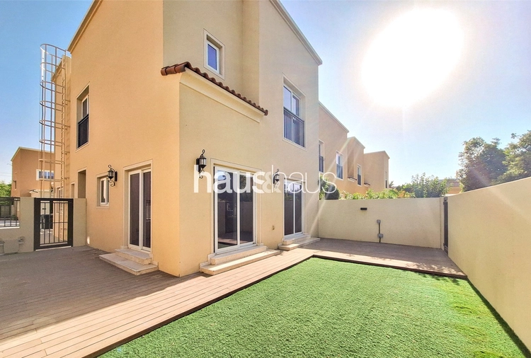 4 bedroom townhouse for sale - haus & haus