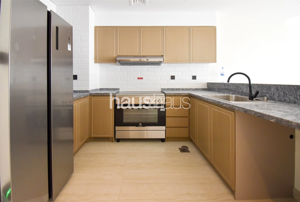 4 bedroom townhouse for sale - haus & haus