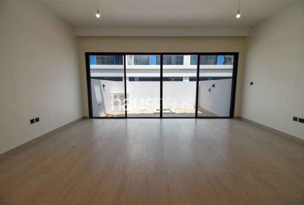4 bedroom townhouse for sale - haus & haus