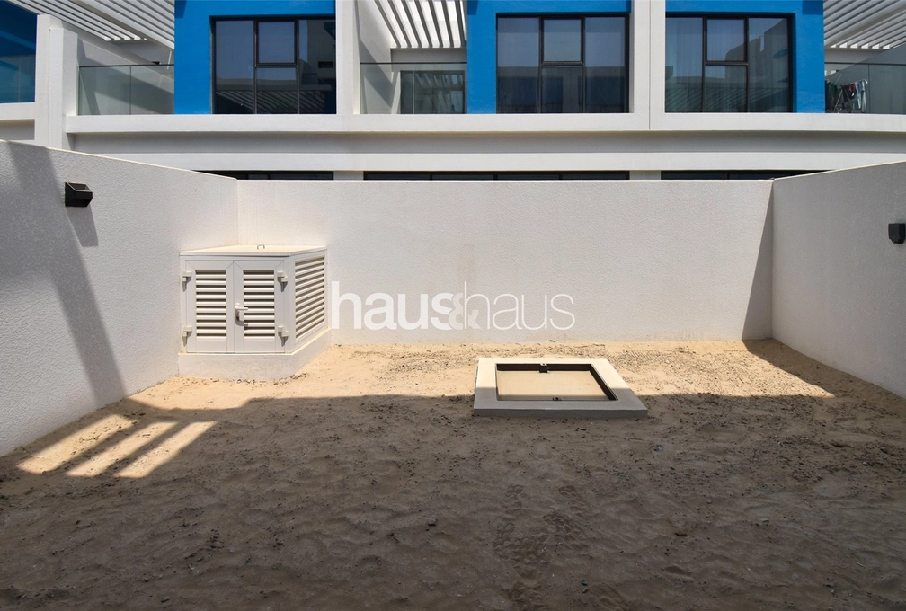 4 bedroom townhouse for sale - haus & haus