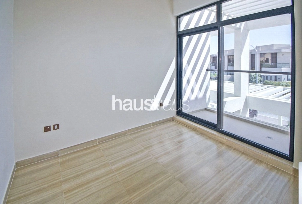 mobile-banner - Haus and Haus