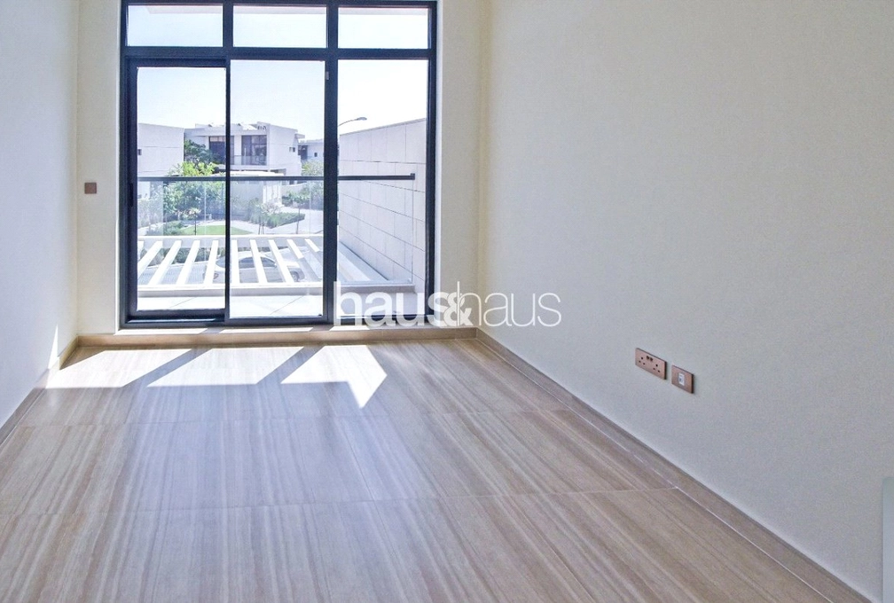 mobile-banner - Haus and Haus