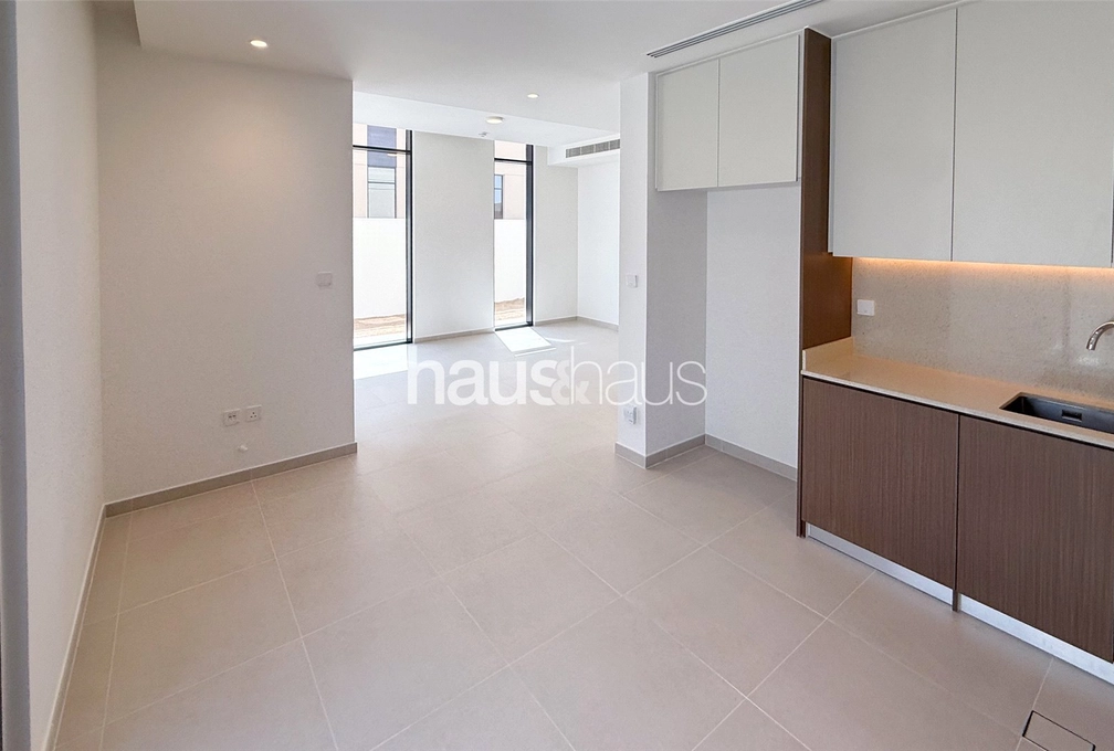4 bedroom villa for sale - haus & haus