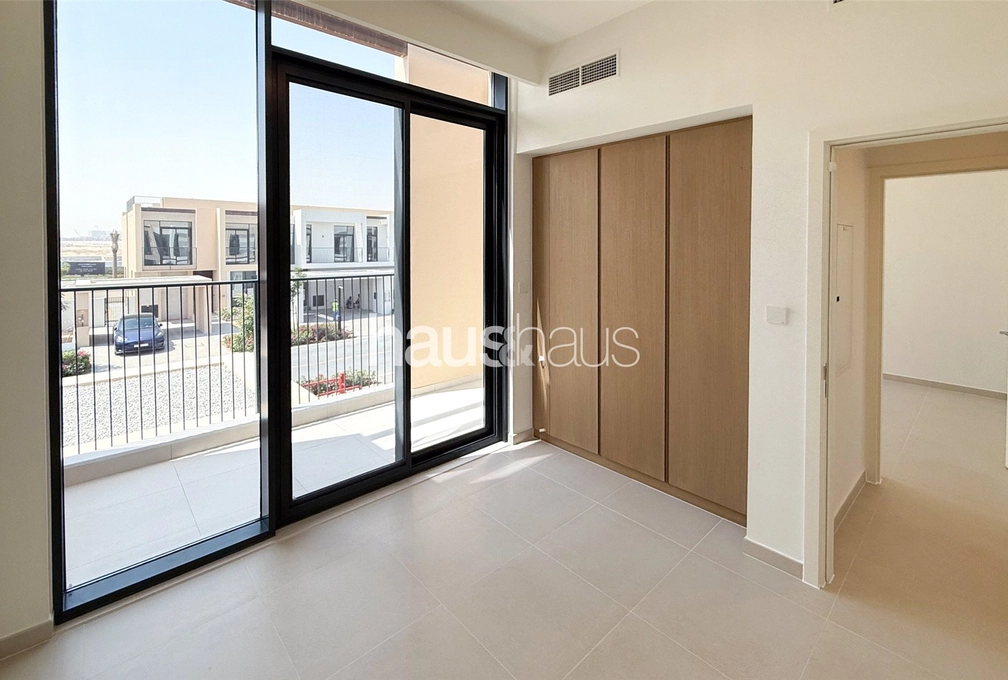 4 bedroom villa for sale - haus & haus