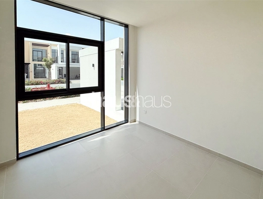 4 bedroom villa for sale - haus & haus