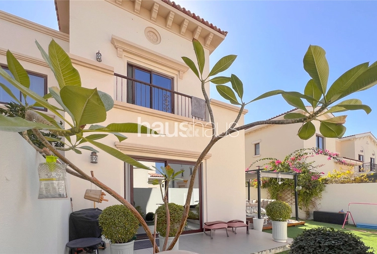 4 bedroom townhouse for sale - haus & haus