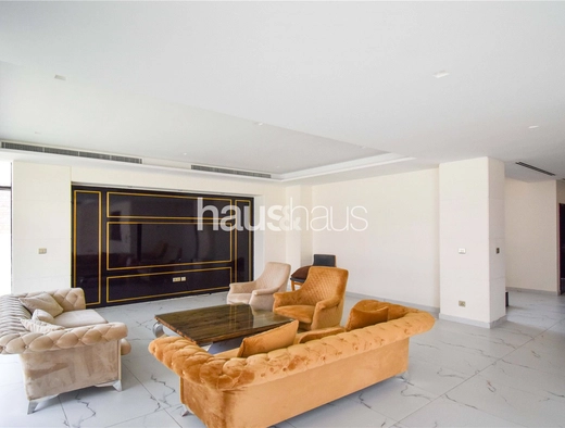 mobile-banner - Haus and Haus