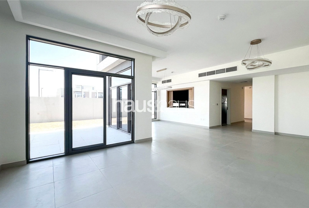 4 bedroom villa to rent - haus & haus