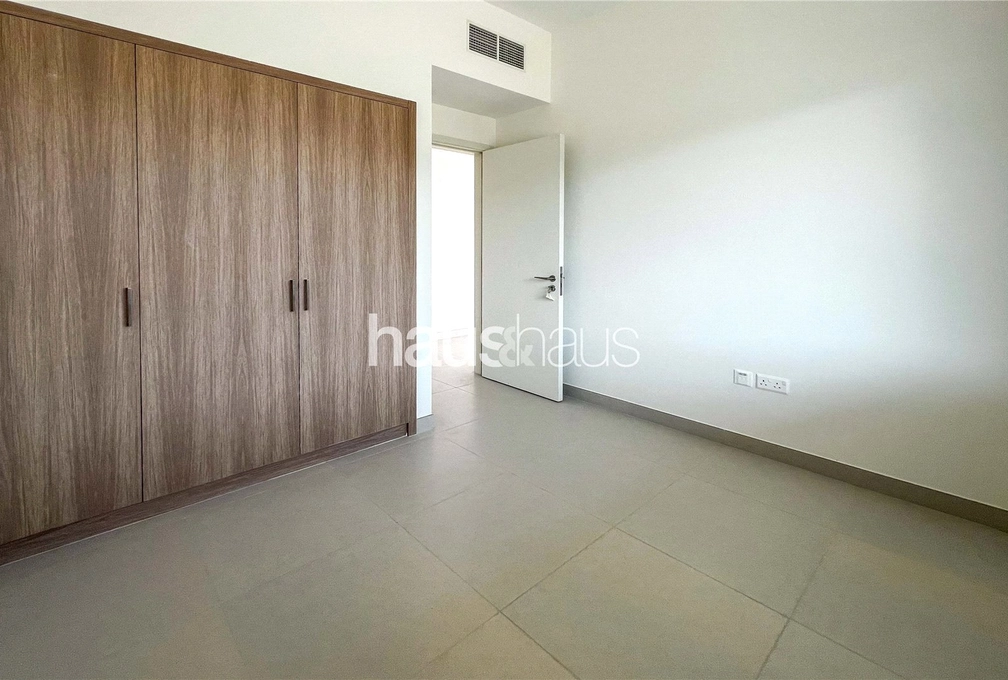 4 bedroom villa to rent - haus & haus