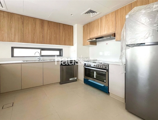 4 bedroom villa to rent - haus & haus