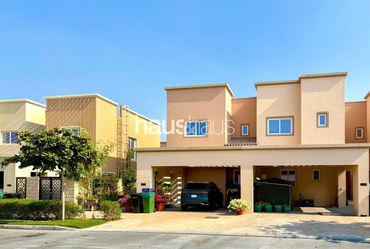 3 bedroom townhouse for sale - haus & haus