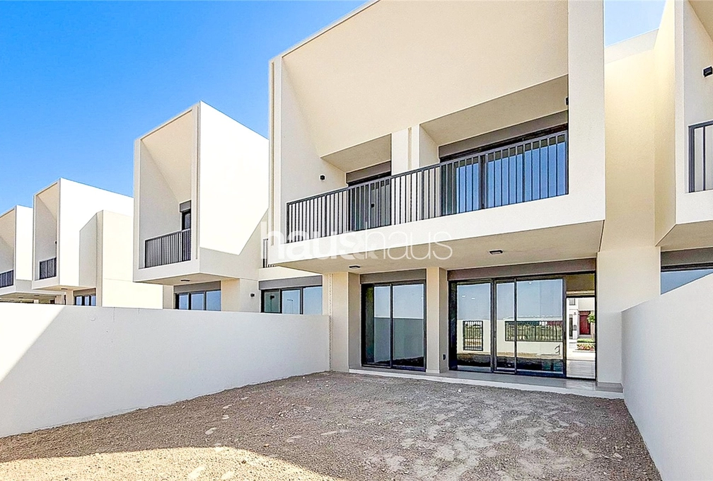 3 bedroom townhouse for sale - haus & haus