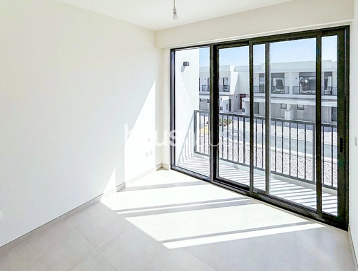 3 bedroom townhouse for sale - haus & haus