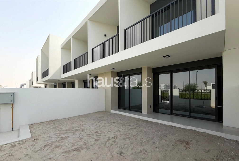 3 bedroom townhouse for sale - haus & haus