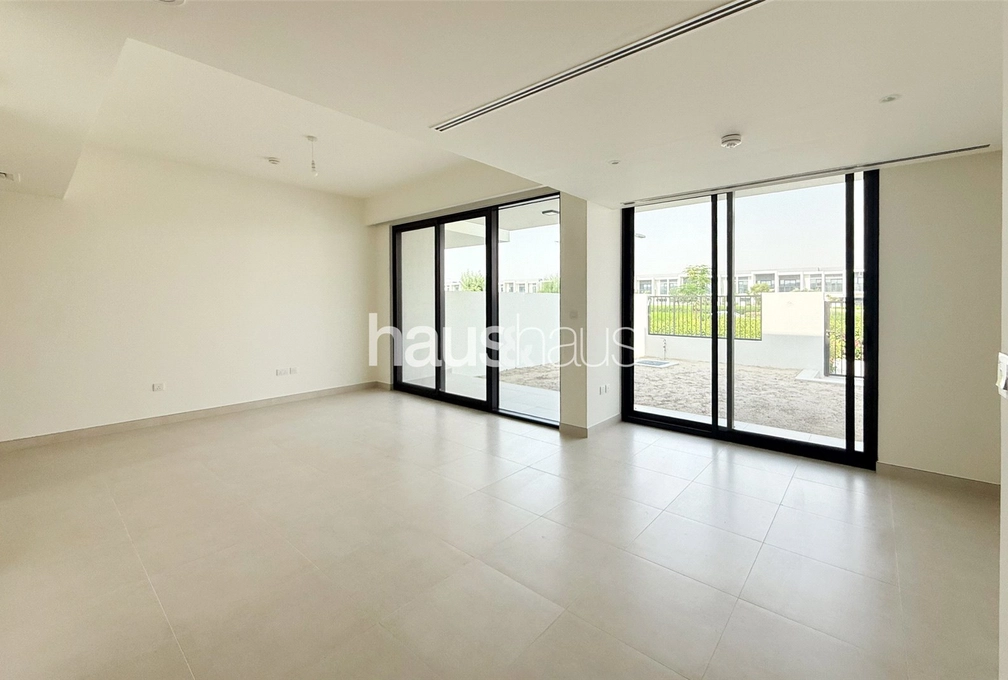 3 bedroom townhouse for sale - haus & haus