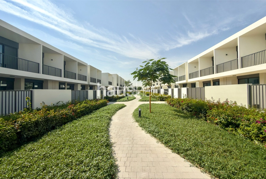 4 bedroom townhouse for sale - haus & haus