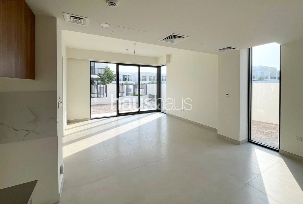 4 bedroom townhouse for sale - haus & haus