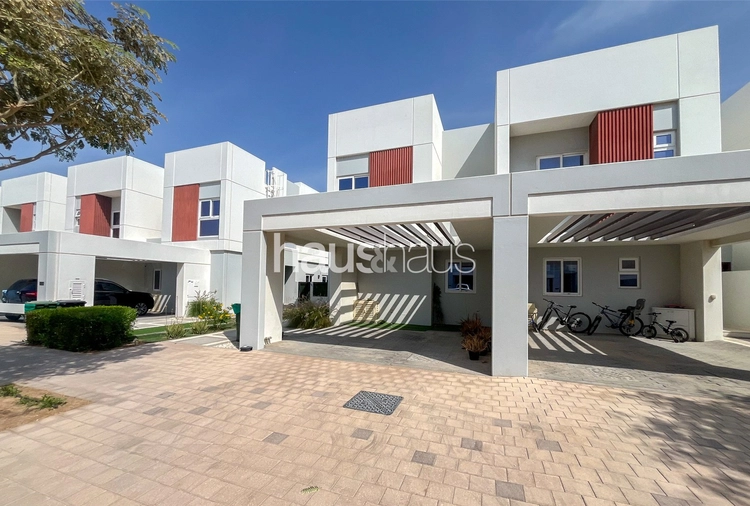 4 bedroom villa for sale - haus & haus