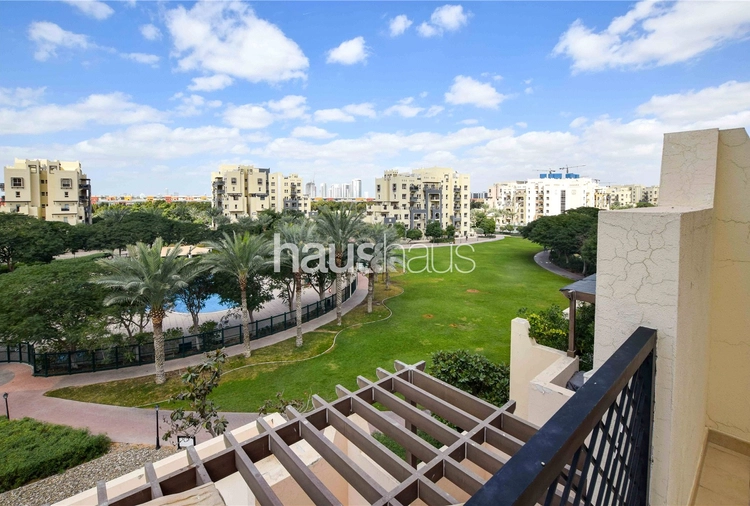 1 bedroom apartment for sale - haus & haus