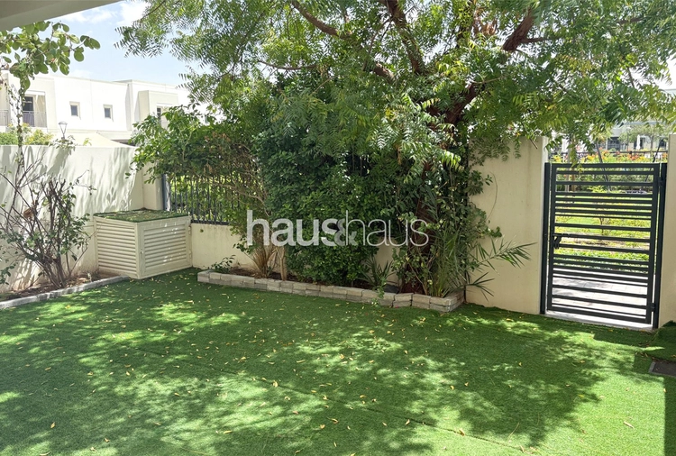 3 bedroom townhouse for sale - haus & haus