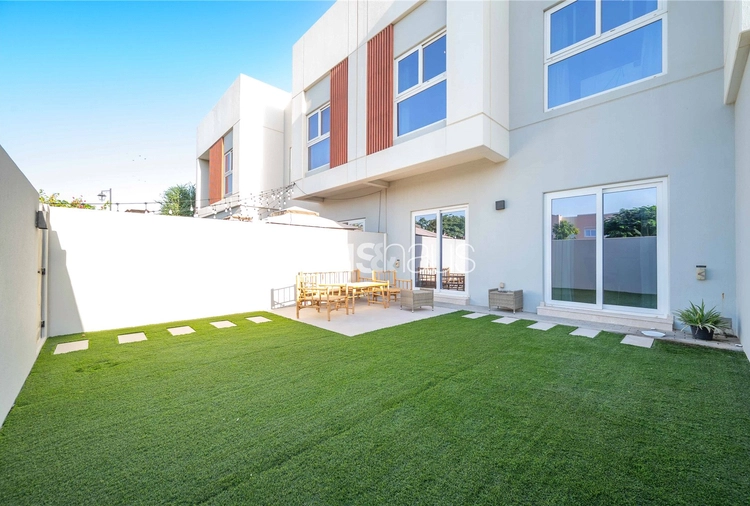 3 bedroom townhouse for sale - haus & haus