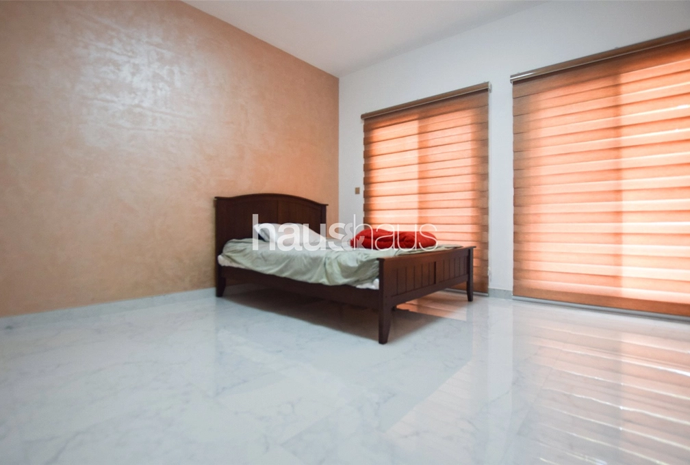 4 bedroom villa for sale - haus & haus